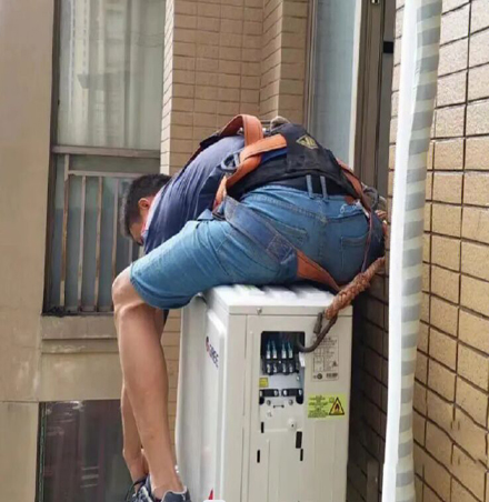 鸠江空调移机